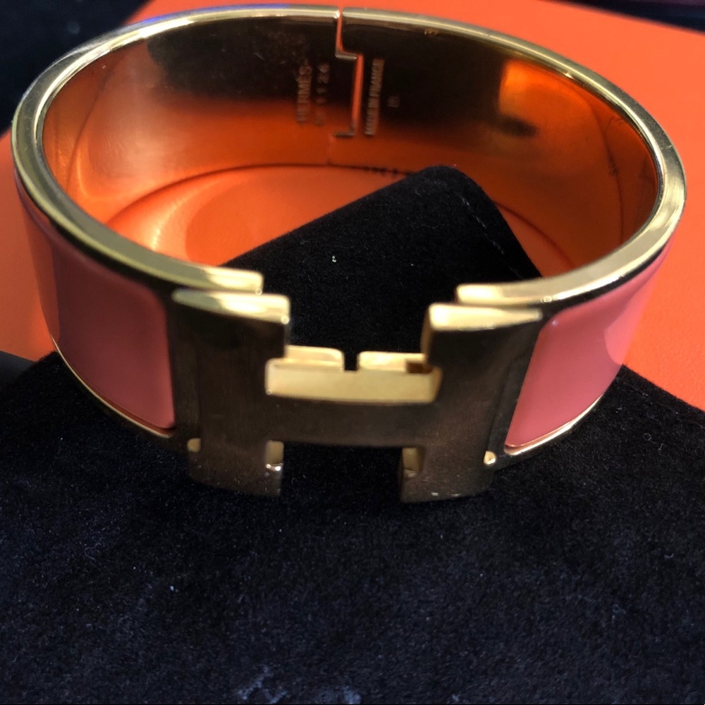 💯 % Authentic Hermès H bracelet PM